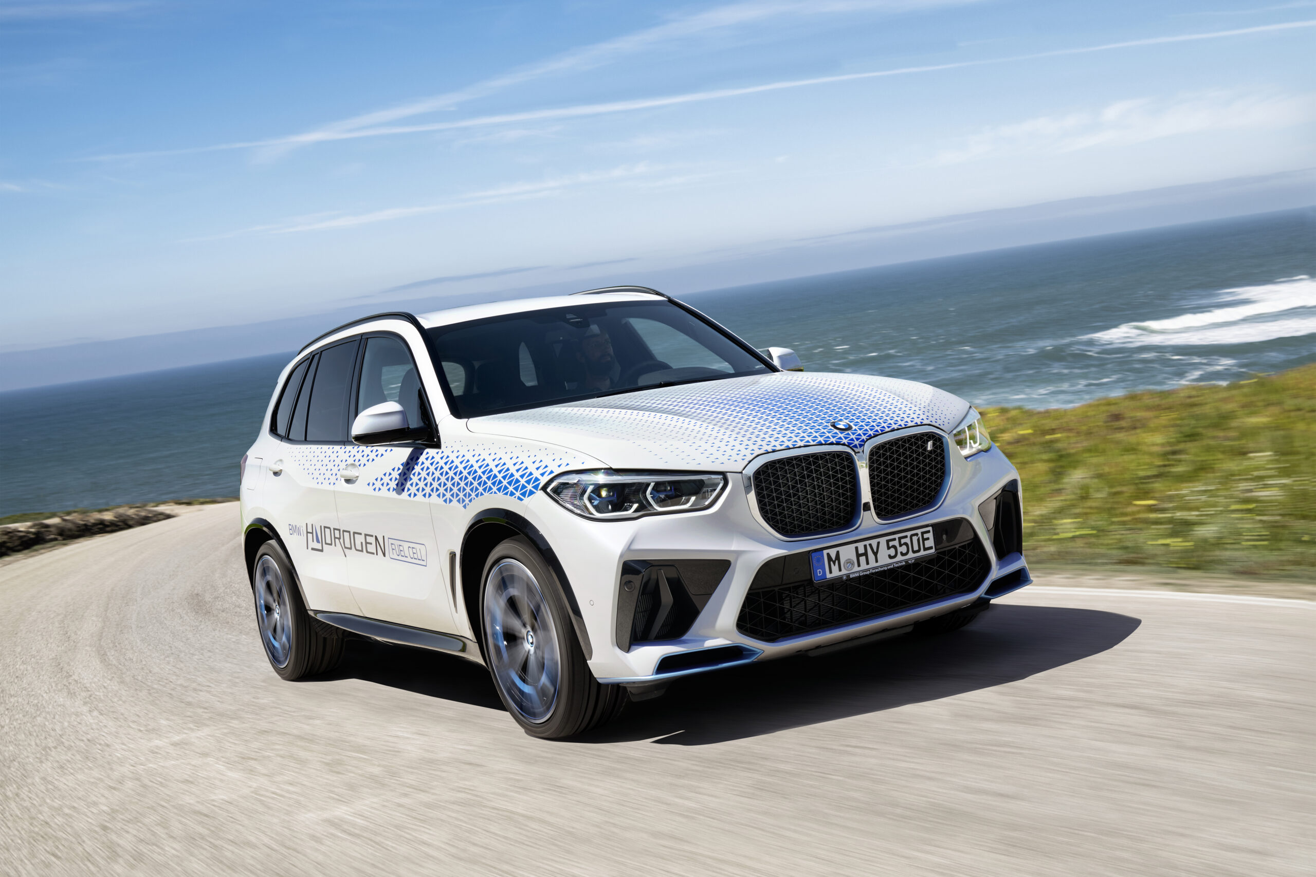 BMW Group comienza la producción interna de celdas de combustible para el BMW iX5 Hydrogen en Múnich