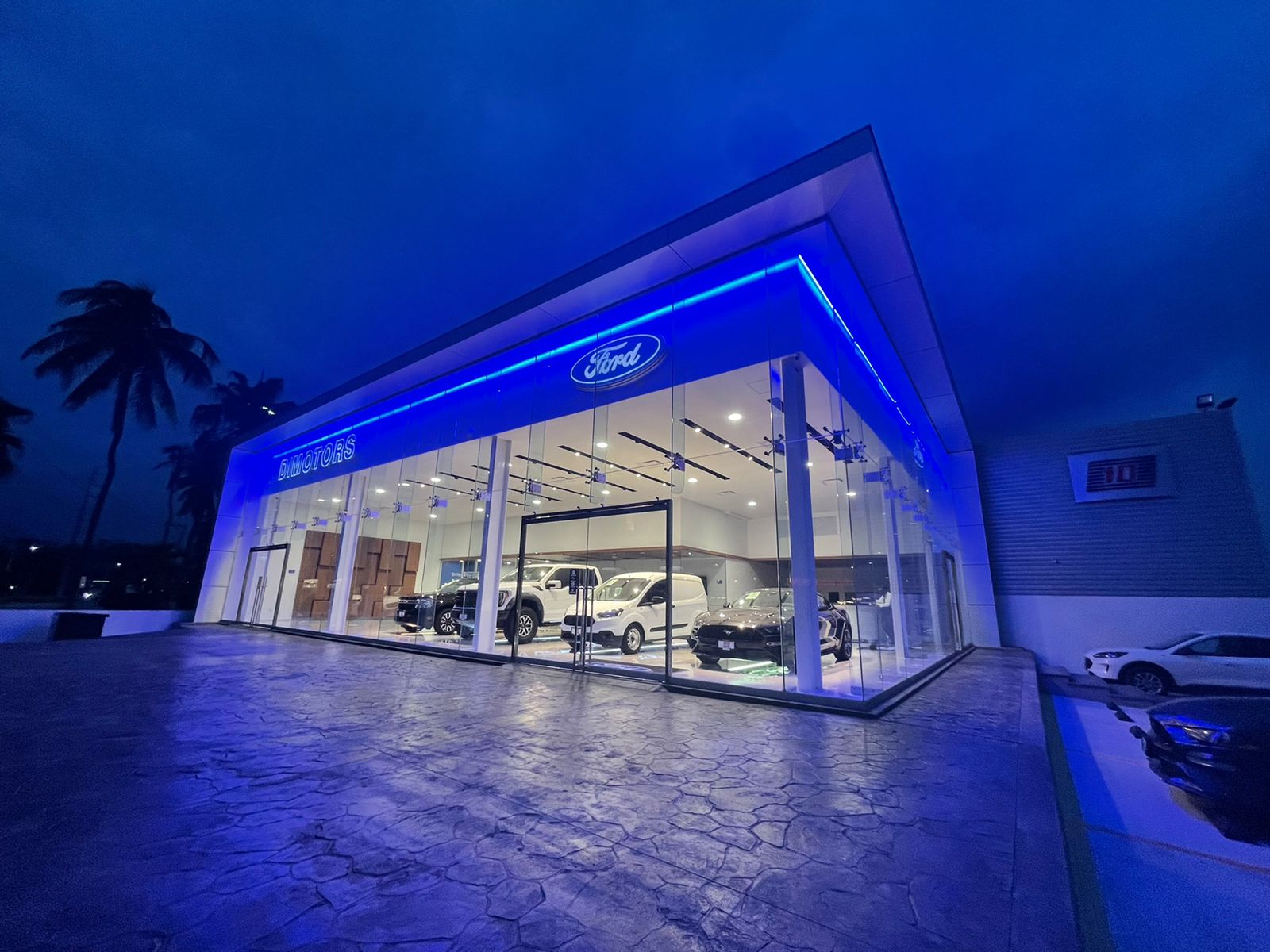 Ford de México inaugura una nueva Boutique Signature 1.0 en Poza Rica Veracruz
