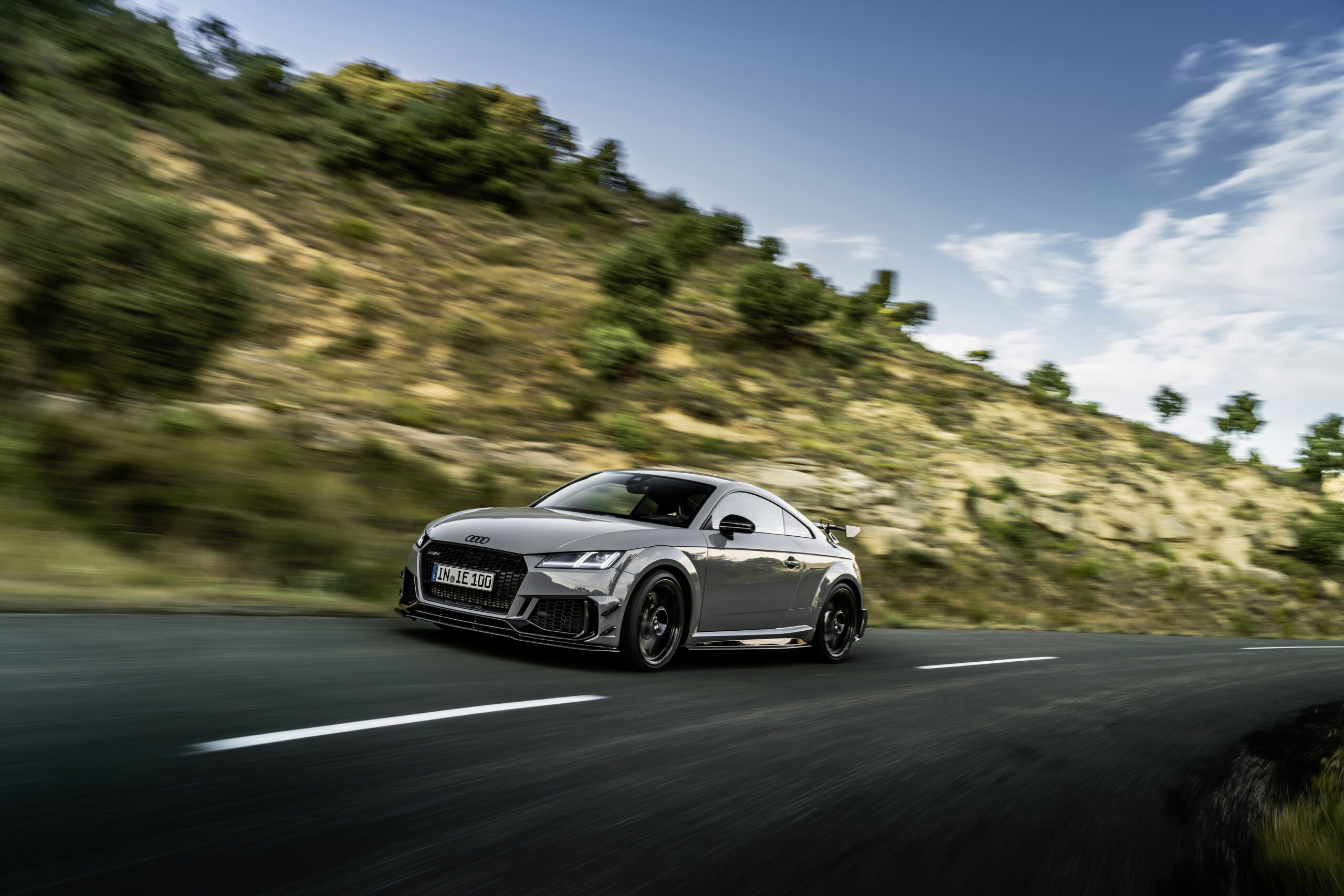 Ícono atemporal: Audi TT RS Coupé celebra el diseño y la innovación