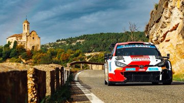TOYOTA GAZOO Racing se alza con el título de Constructores de WRC con la victoria de Ogier 