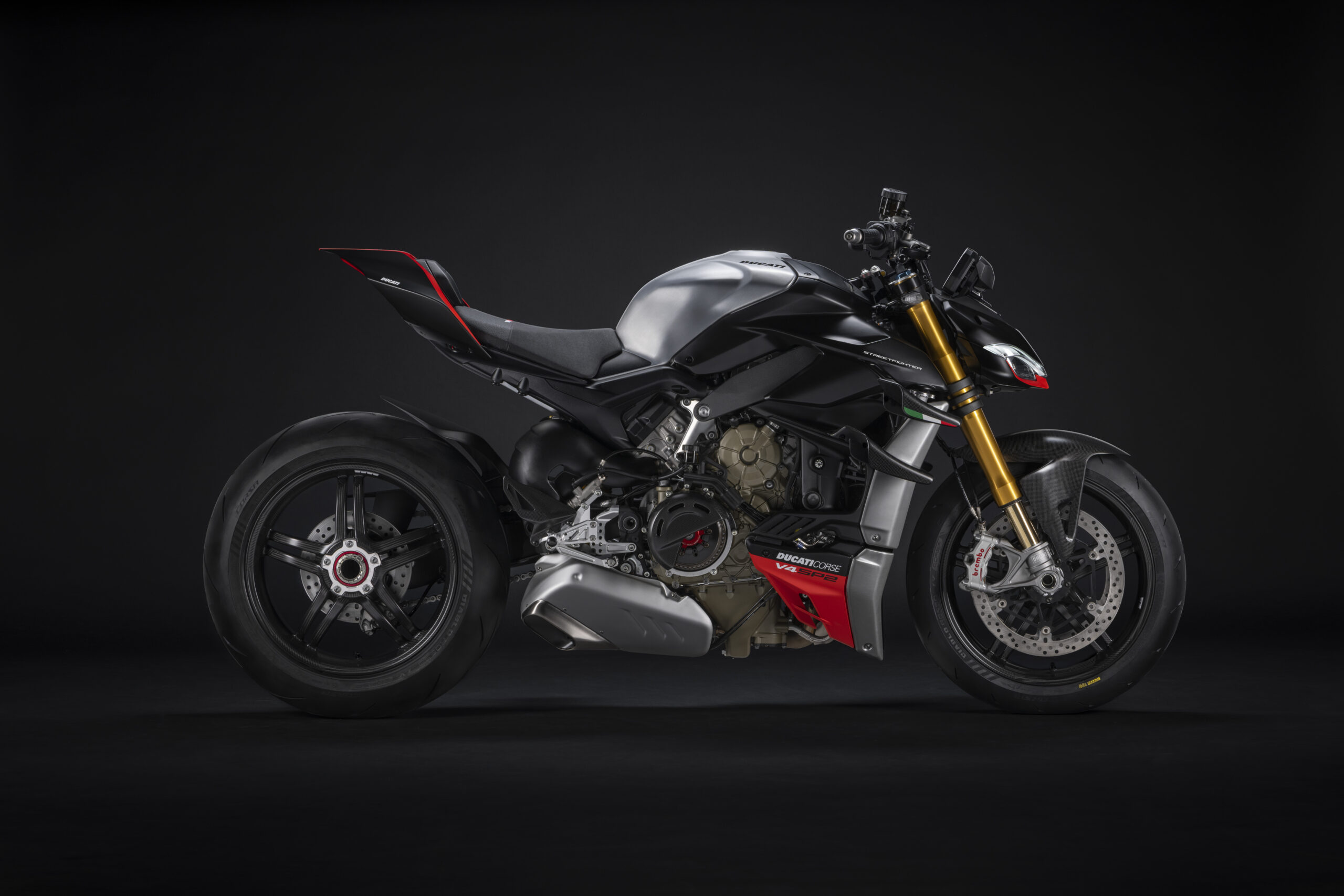 La Ducati Streetfighter V4 Family evoluciona, adoptando los desarrollos de la gama Panigale V4 a la «Fight Formula»