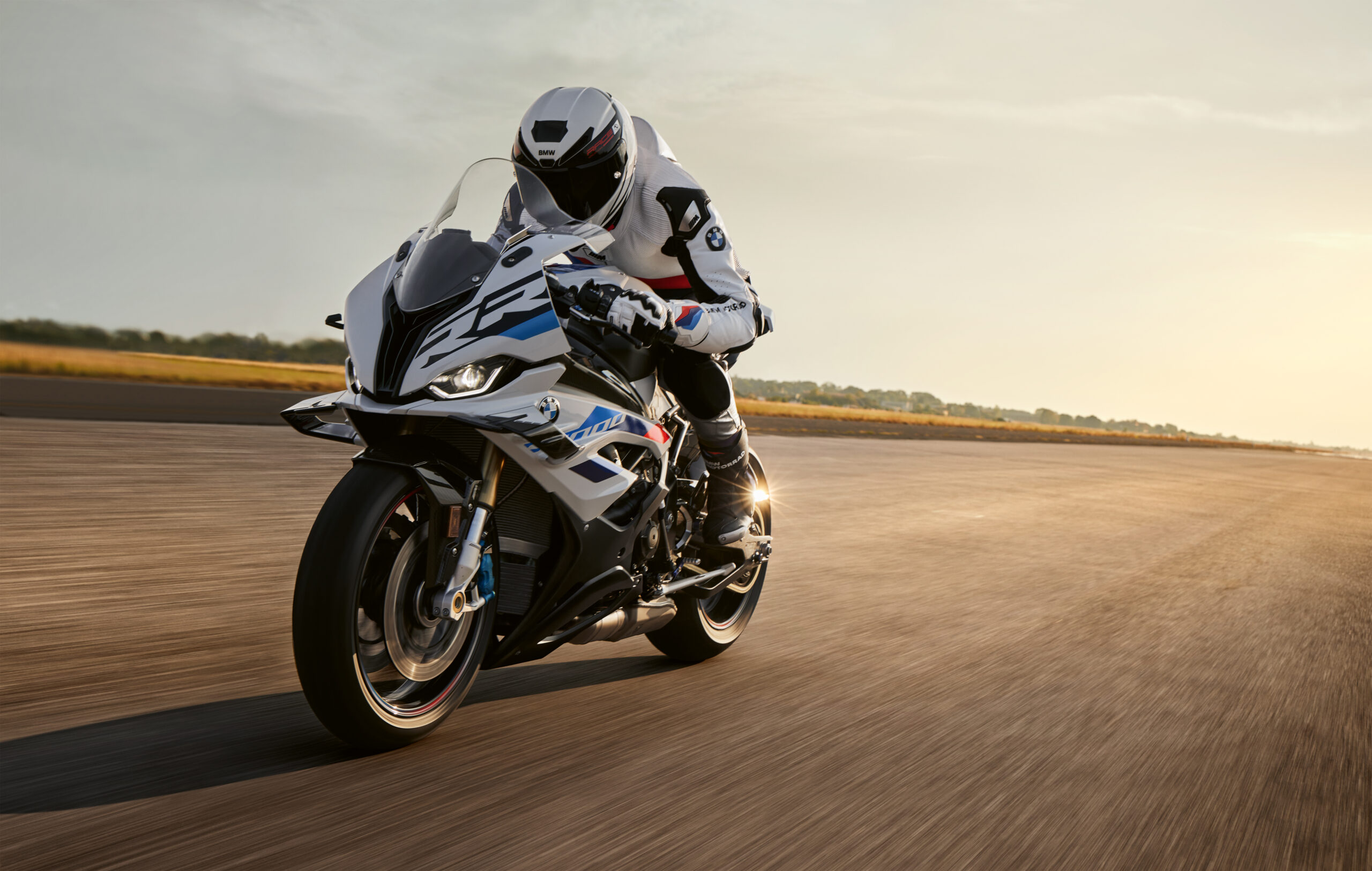 El Dunlop SportSmart TT seleccionado para la nueva superbike de BMW