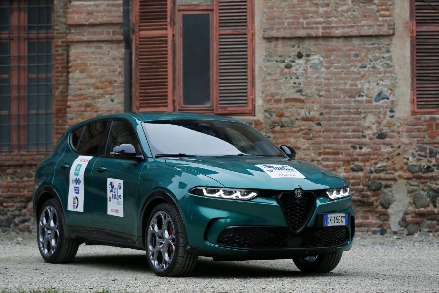 Alfa Romeo Tonale gana el título “Auto Europa 2023”