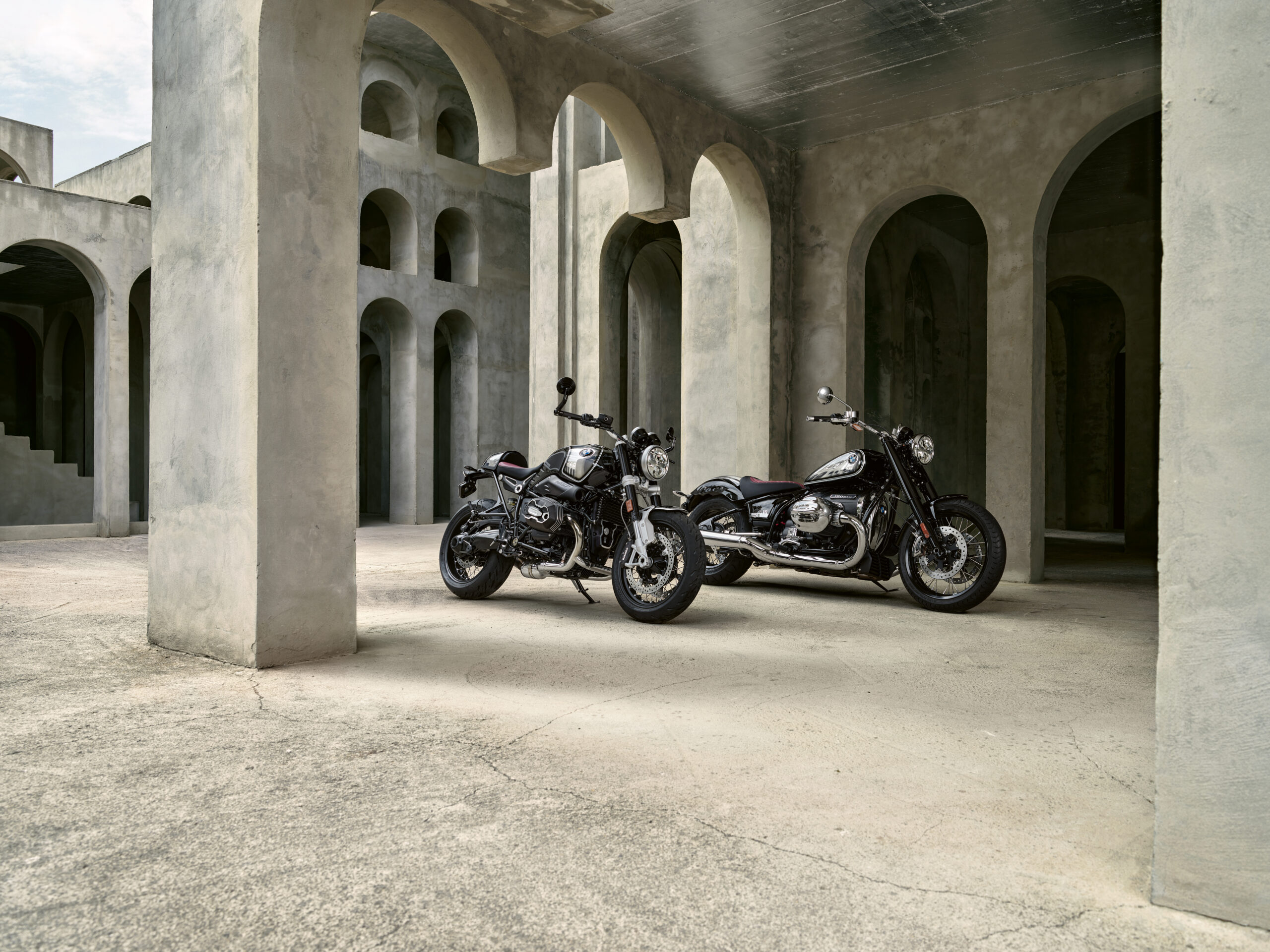 BMW Motorrad presenta la BMW R nineT 100 Years y la BMW R 18 100 Years para conmemorar su centenario