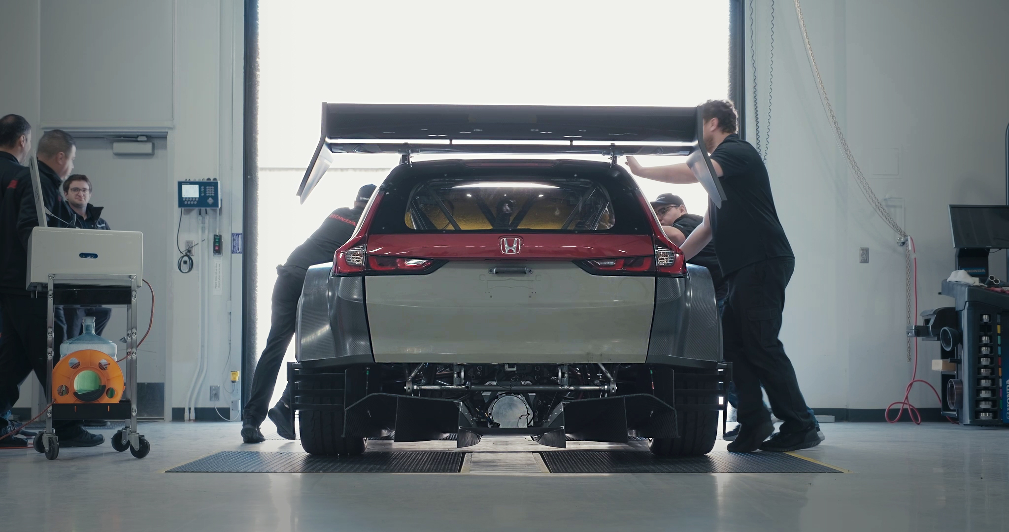 Se aproxima presentación de Honda CR-V Hybrid Racer