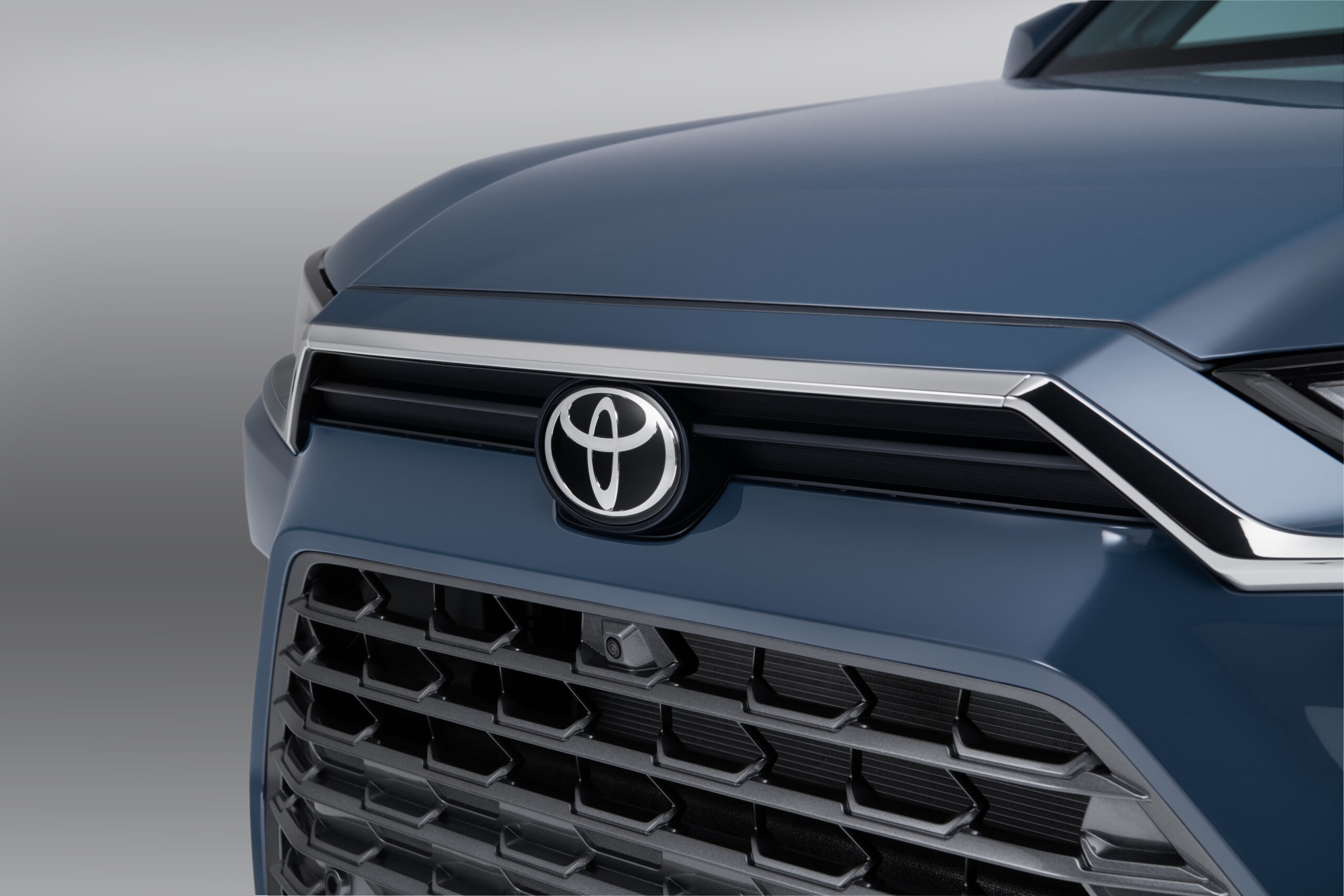 Toyota México cumple sus expectativas en abril y continúa trabajando arduamente para satisfacer la demanda 