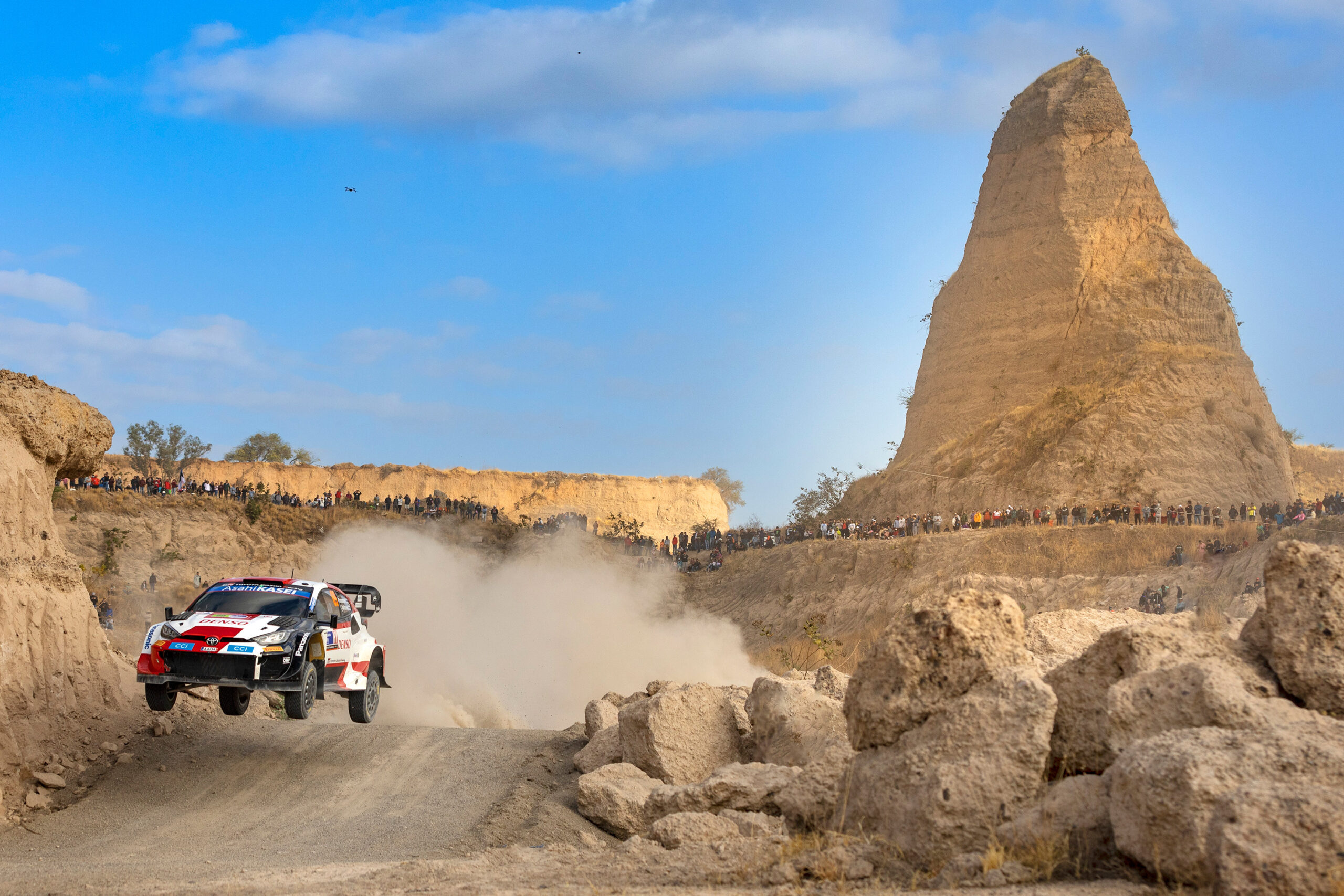 Ogier logra otro triunfo récord a bordo de GR Yaris Rally1 Hybrid, ahora en el regreso del Rally México