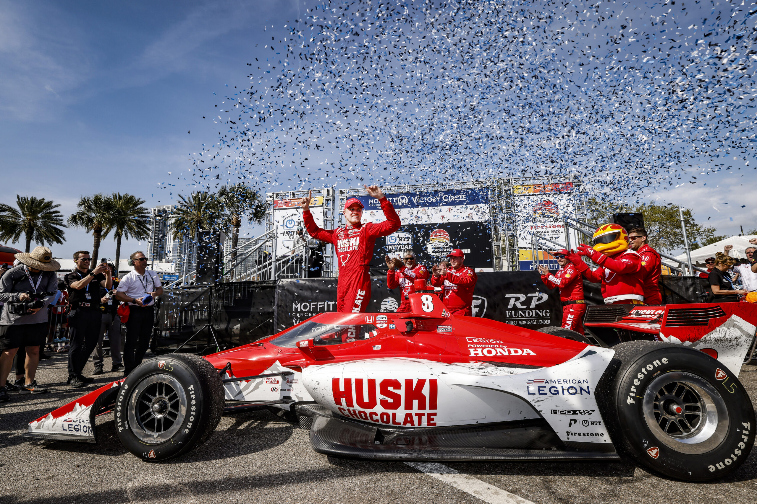 Marcus Ericsson  sella la victoria en el Gran Premio Firestone de San Petersburgo