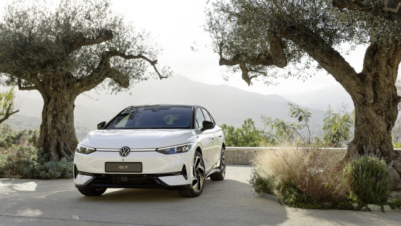 Estreno mundial para el líder en eficiencia:Volkswagen ID.7 con una autonomía de hasta700 km 