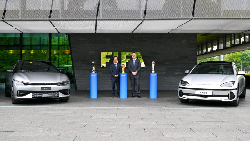 Kia y Hyundai renuevan su alianza con la FIFA hasta 2030
