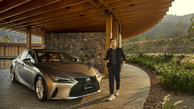 Diego Boneta se une a las Lexus Voices