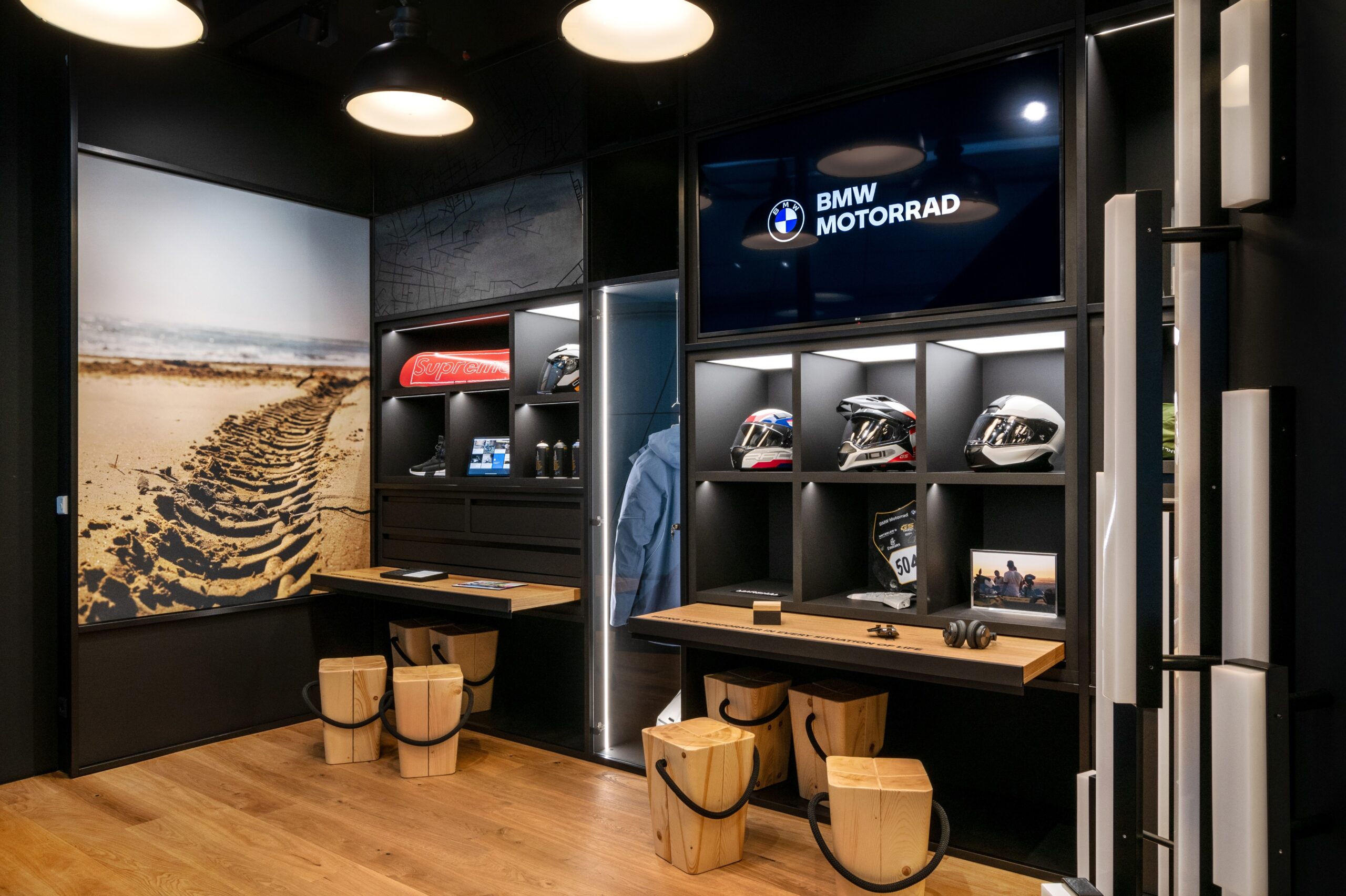 BMW Motorrad es galardonada por su sala de marca dentro del Instituto de Marca y Clientes de BMW Group