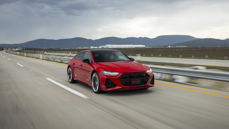 La potencia dinámica se une al diseño expresivo: Audi RS 7 Sportback performance
