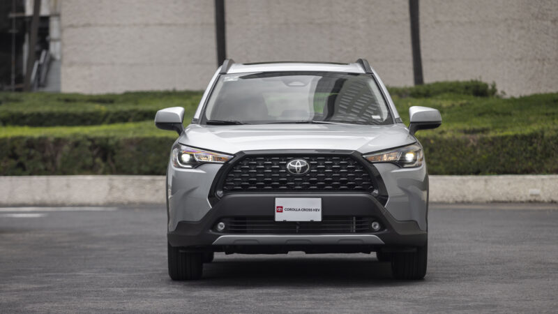 Toyota presenta su noveno híbrido eléctrico, ahora Corolla Cross HEV llega a nuestro país 