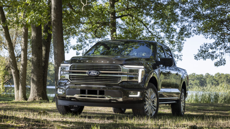 Ford presenta F-150 2024