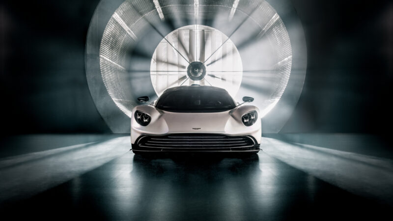 La Fórmula 1 intensifica el desarrollo del superdeportivo Aston Martin Valhalla