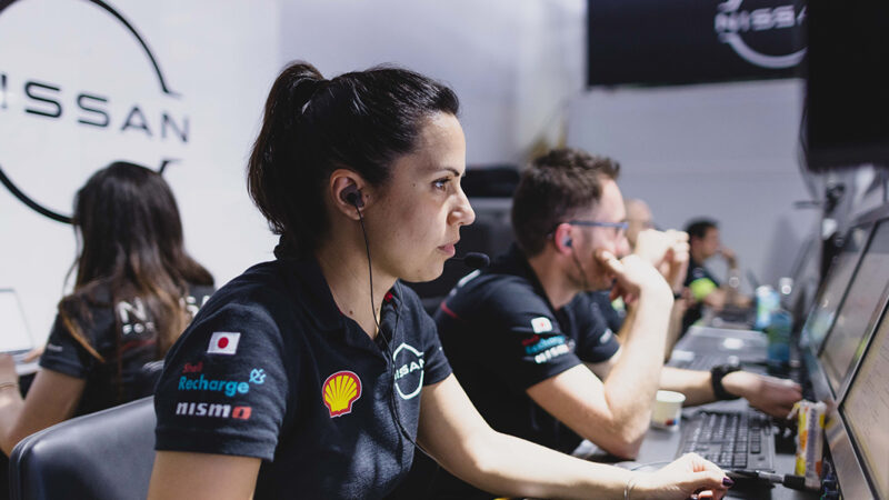 Las mujeres en los motorsports: la historia de la Team Manager y Sporting Director del equipo Nissan Fórmula E
