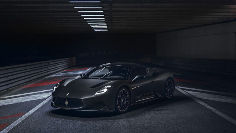 Maserati presenta el nuevo MC20 Notte