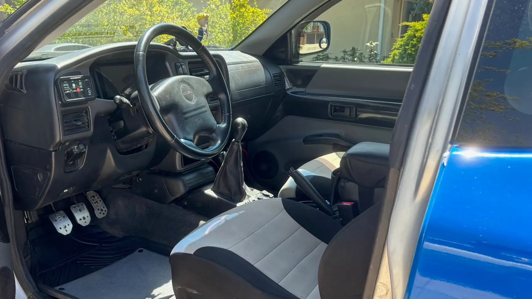 1999 Isuzu Vehicross with 1UZ swap