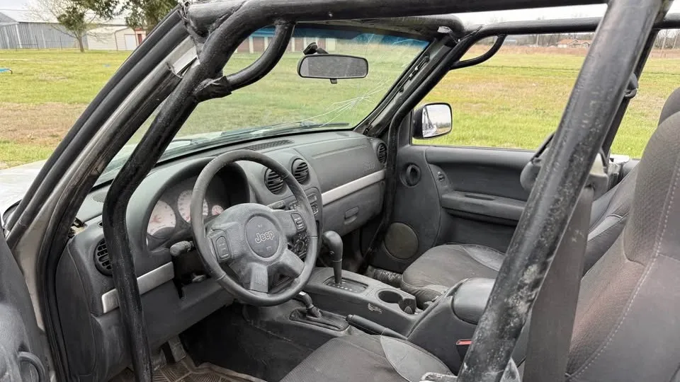 Jeep Liberty chop top