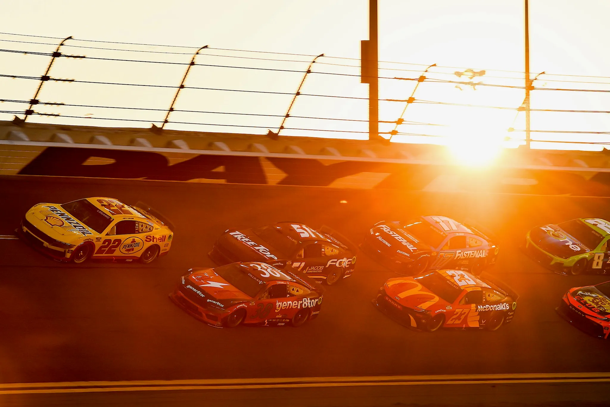 NASCAR pack racing during the 2024 Daytona 500.