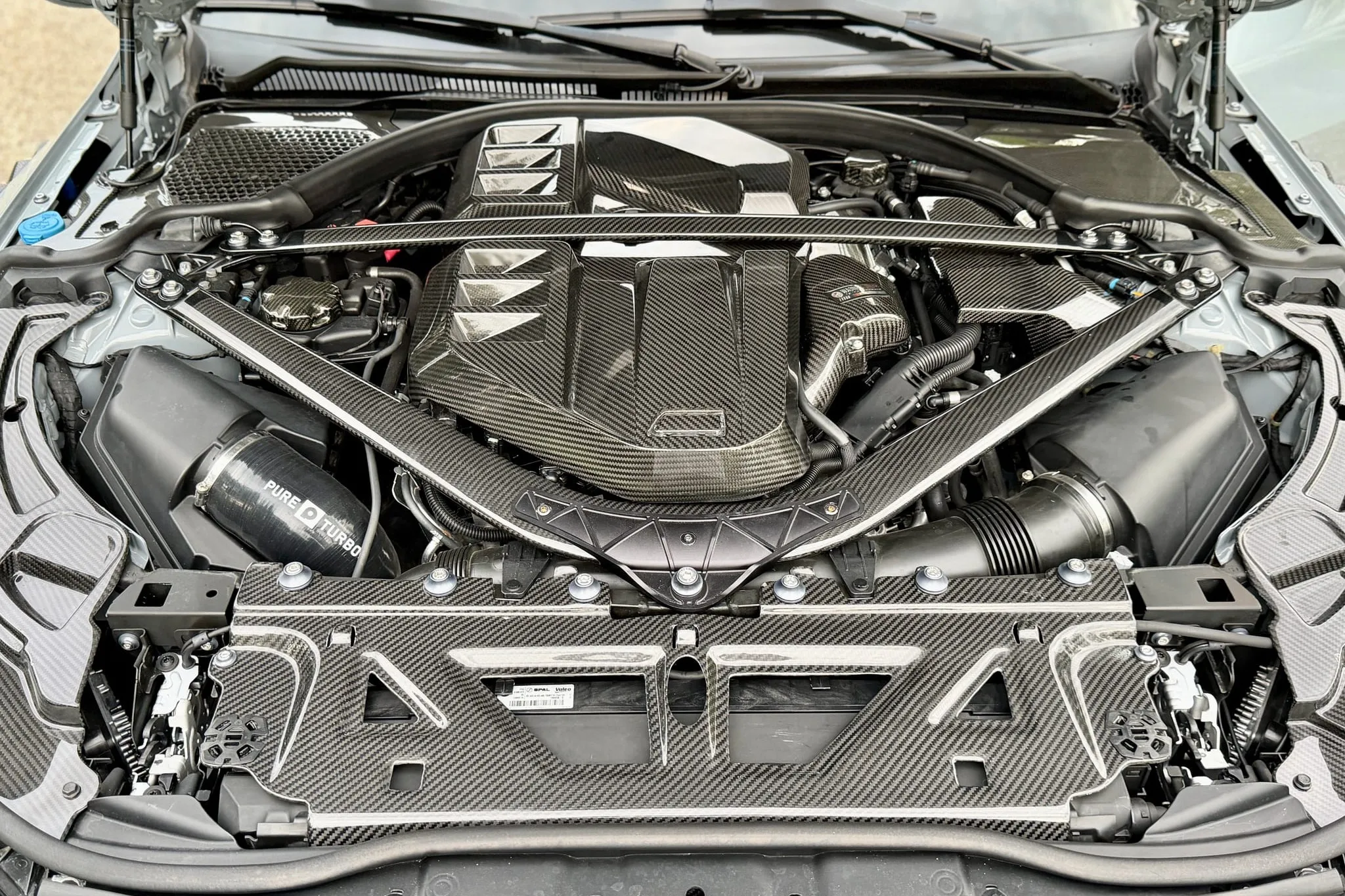 2022 BMW M4 pickup