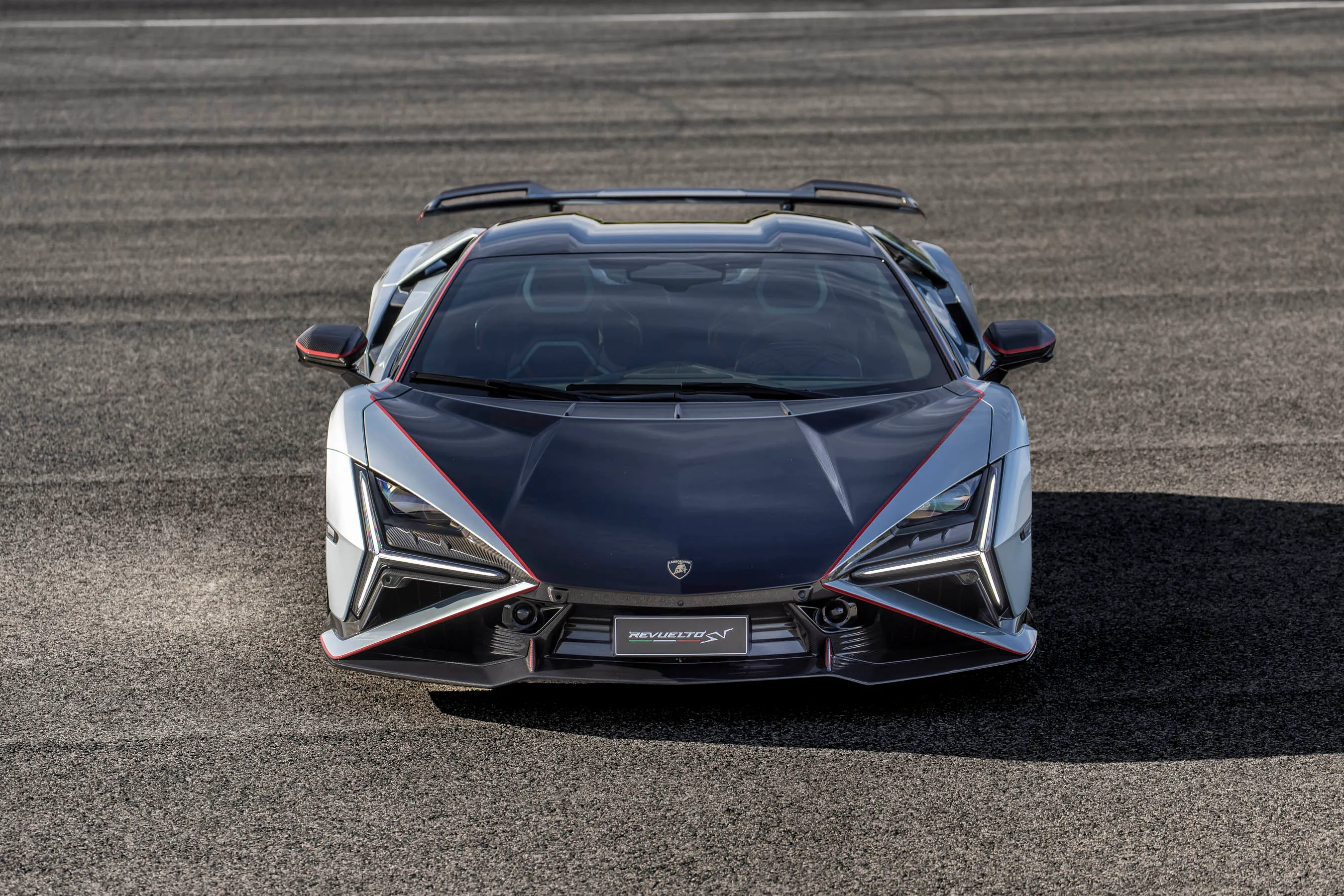 Lamborghini Revuelto SV