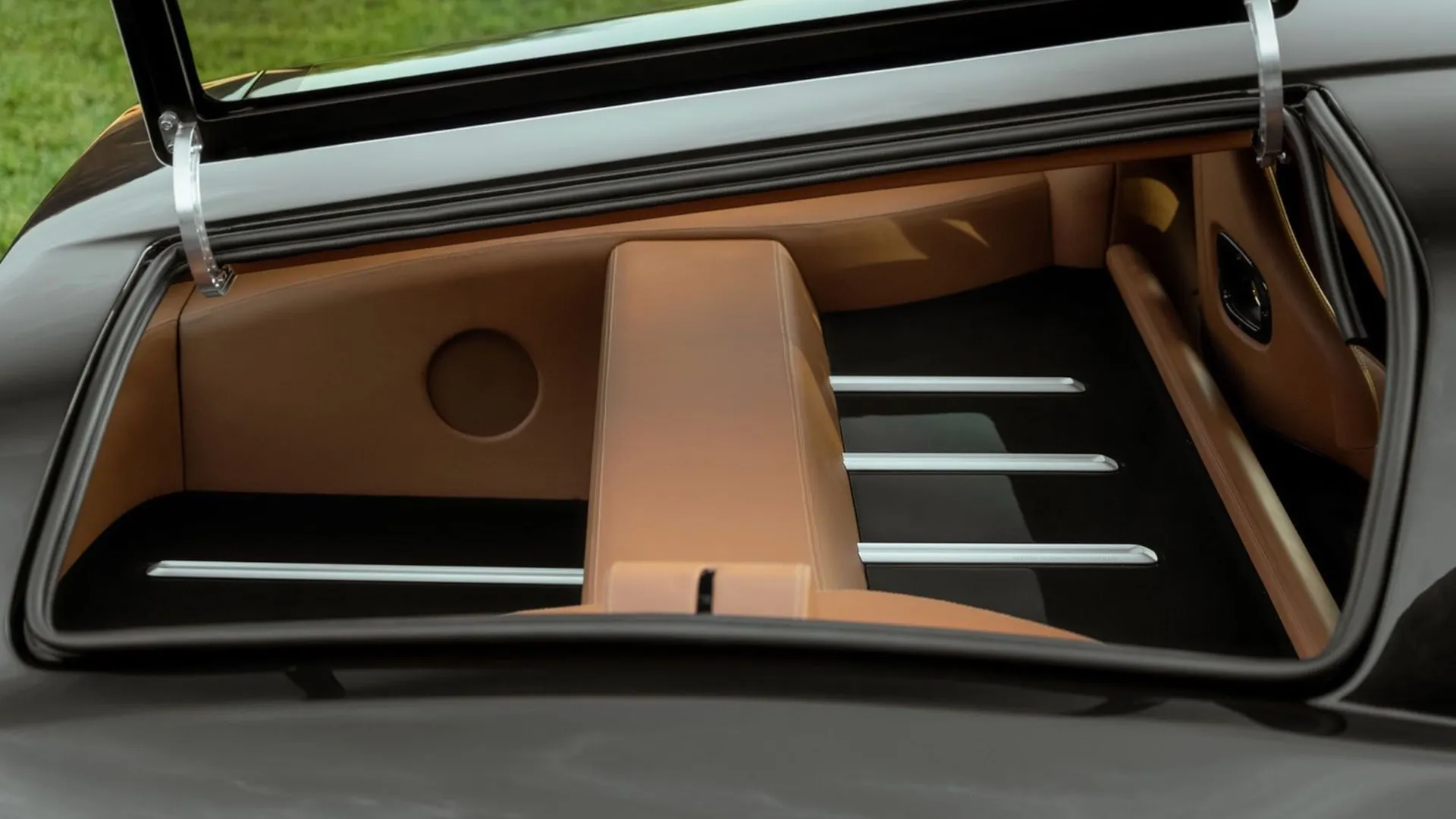 Ferrari Daytona Shooting Brake Hommage by Niels van Roij