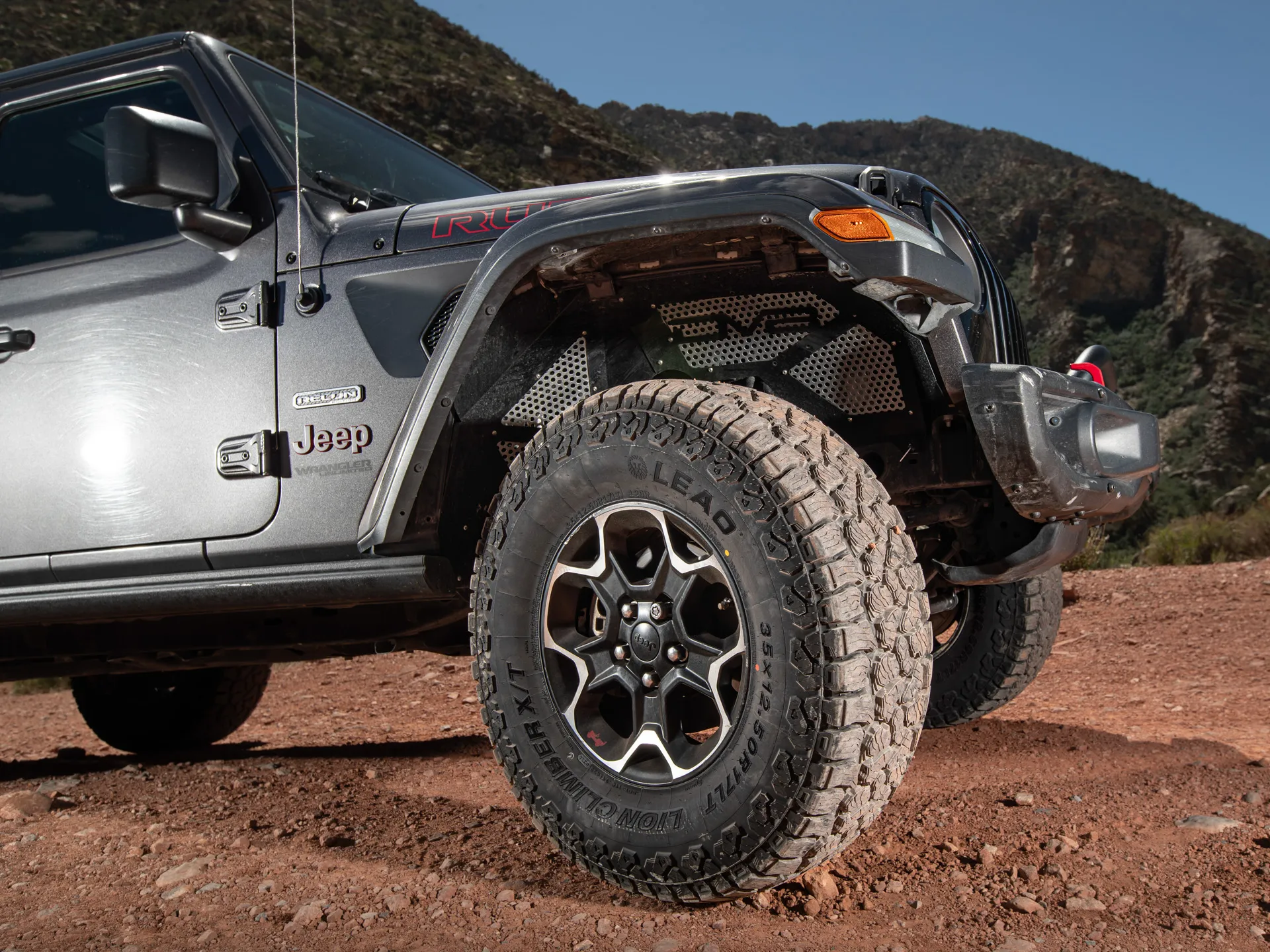Leao tires on Wranglers