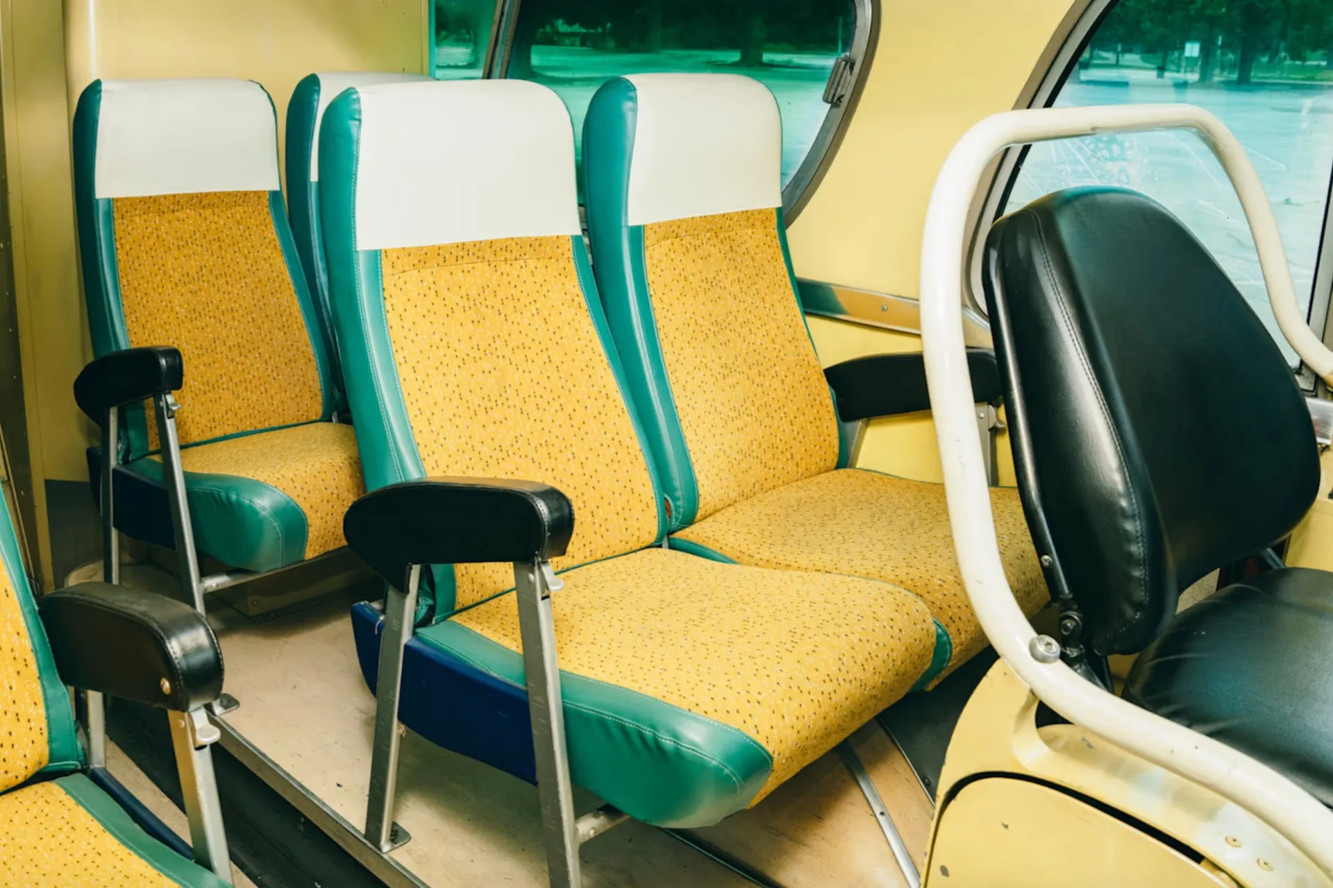 1954 GM Scenicruiser