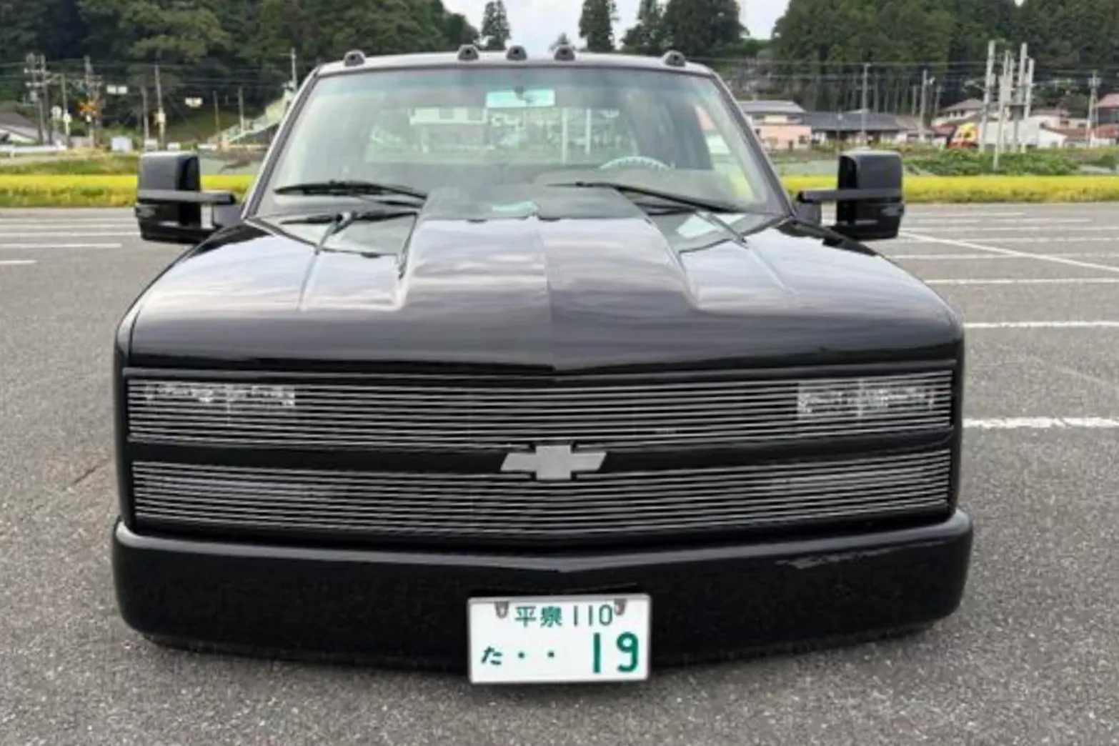 1997 Chevrolet C3500 rollback in Japan