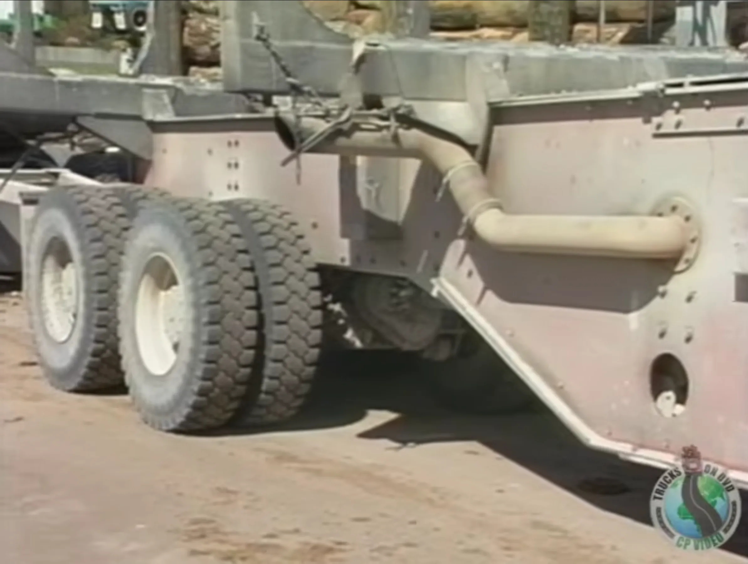 Pacific P510 logging truck with powered trailer